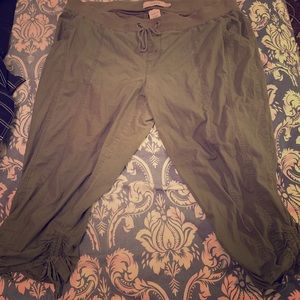 Torrid size 18 Capri pants